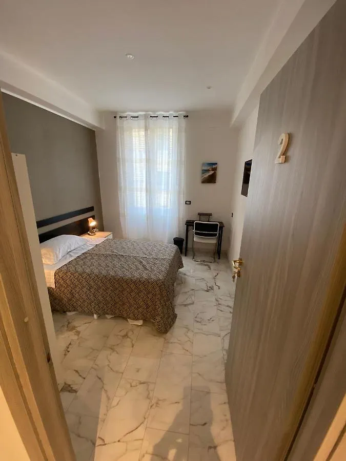 Guest house Rolando 20B Hotel Genoa Italy