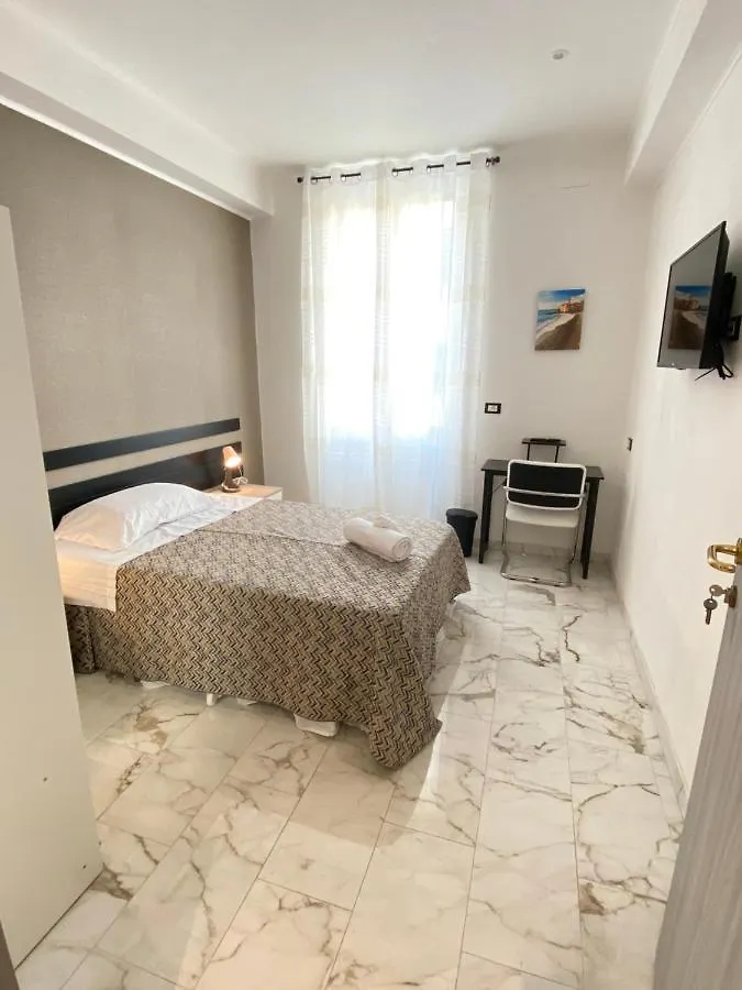 Guest house Rolando 20B Hotel Genoa